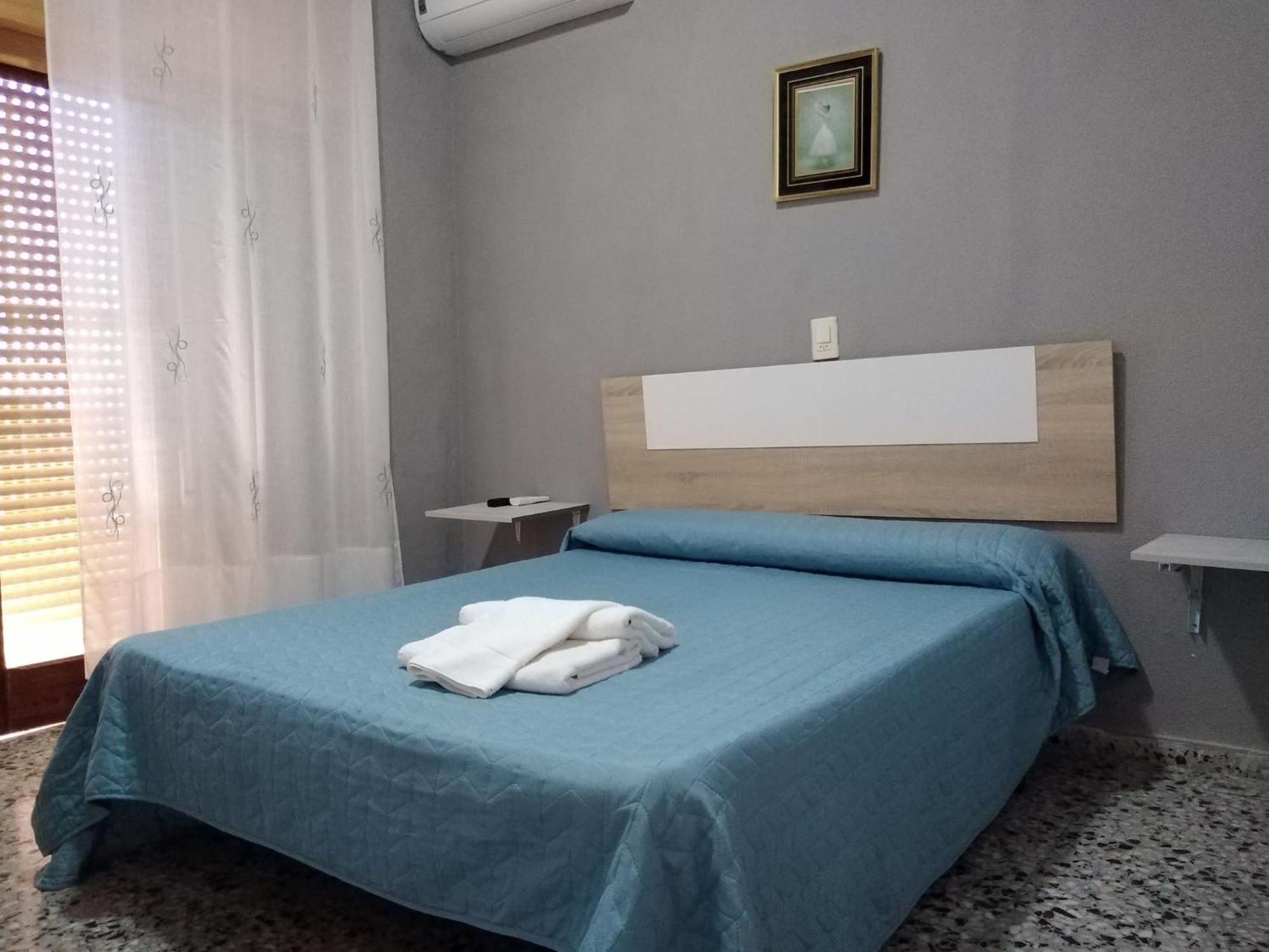 Vacansis Habitaciones De Hostal A Primera Linea De Playa En Cullera Exteriör bild